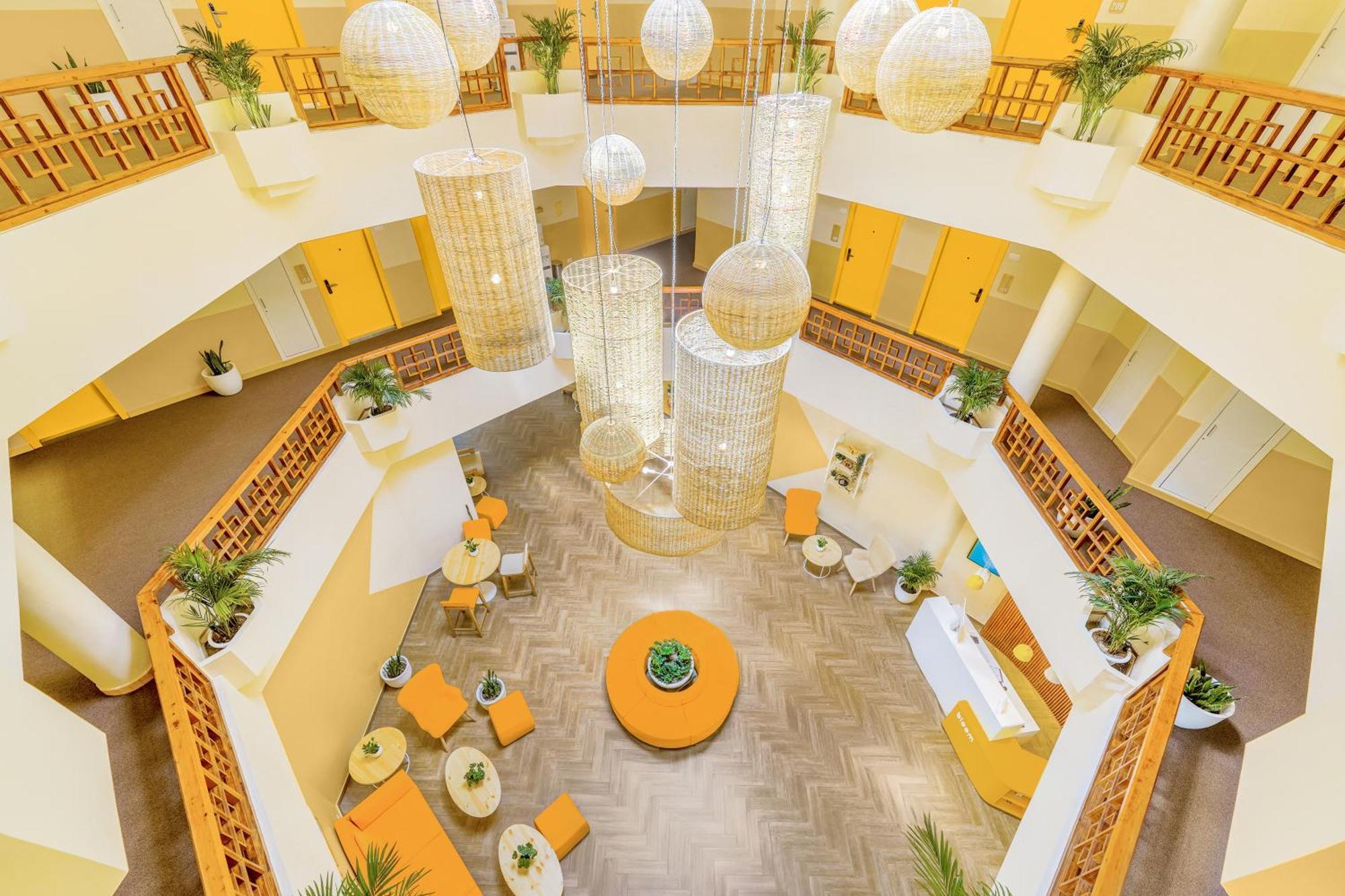 Bloom Hotel Katra Extérieur photo
